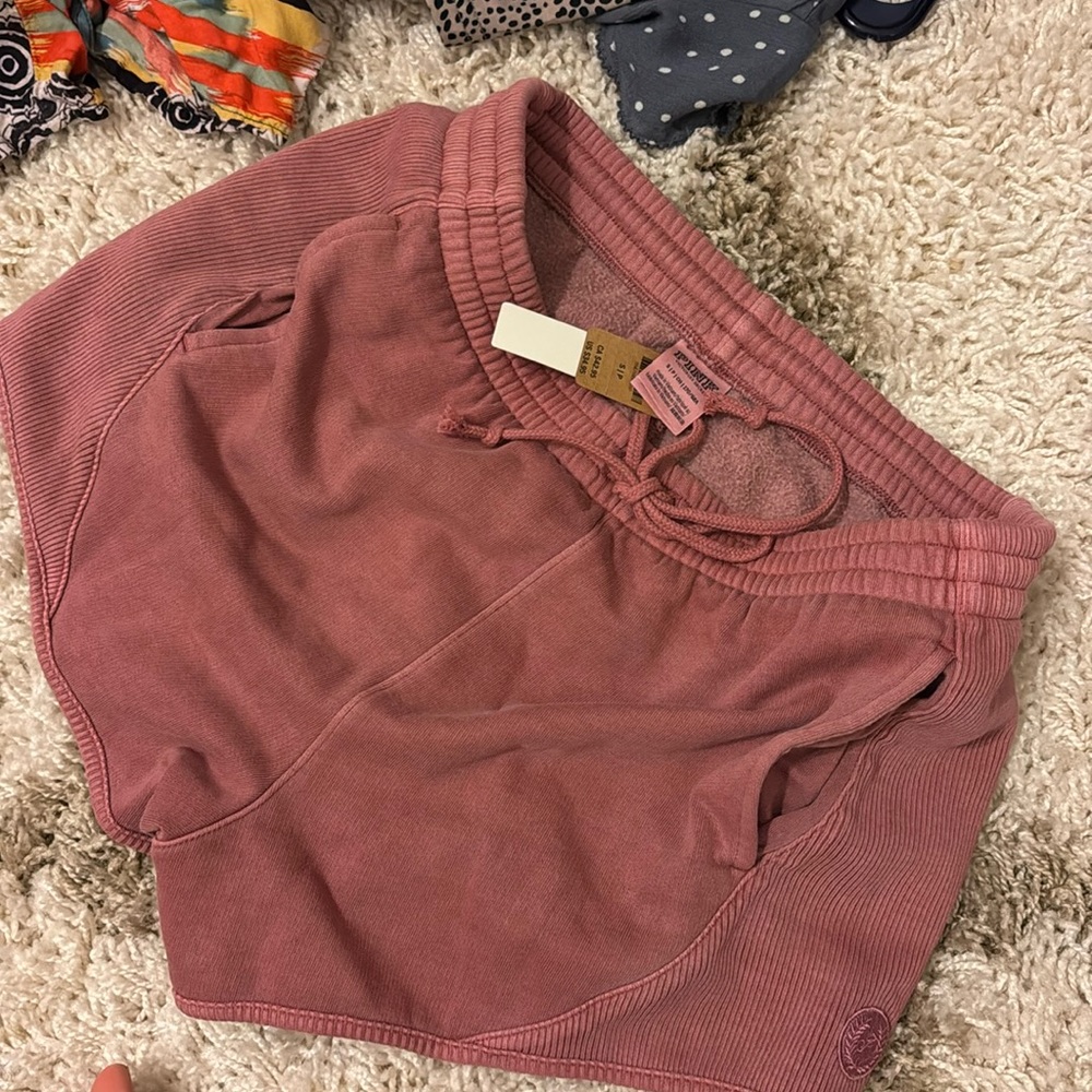 Thick beautiful active shorts fleece lined large pockets size small vs pink